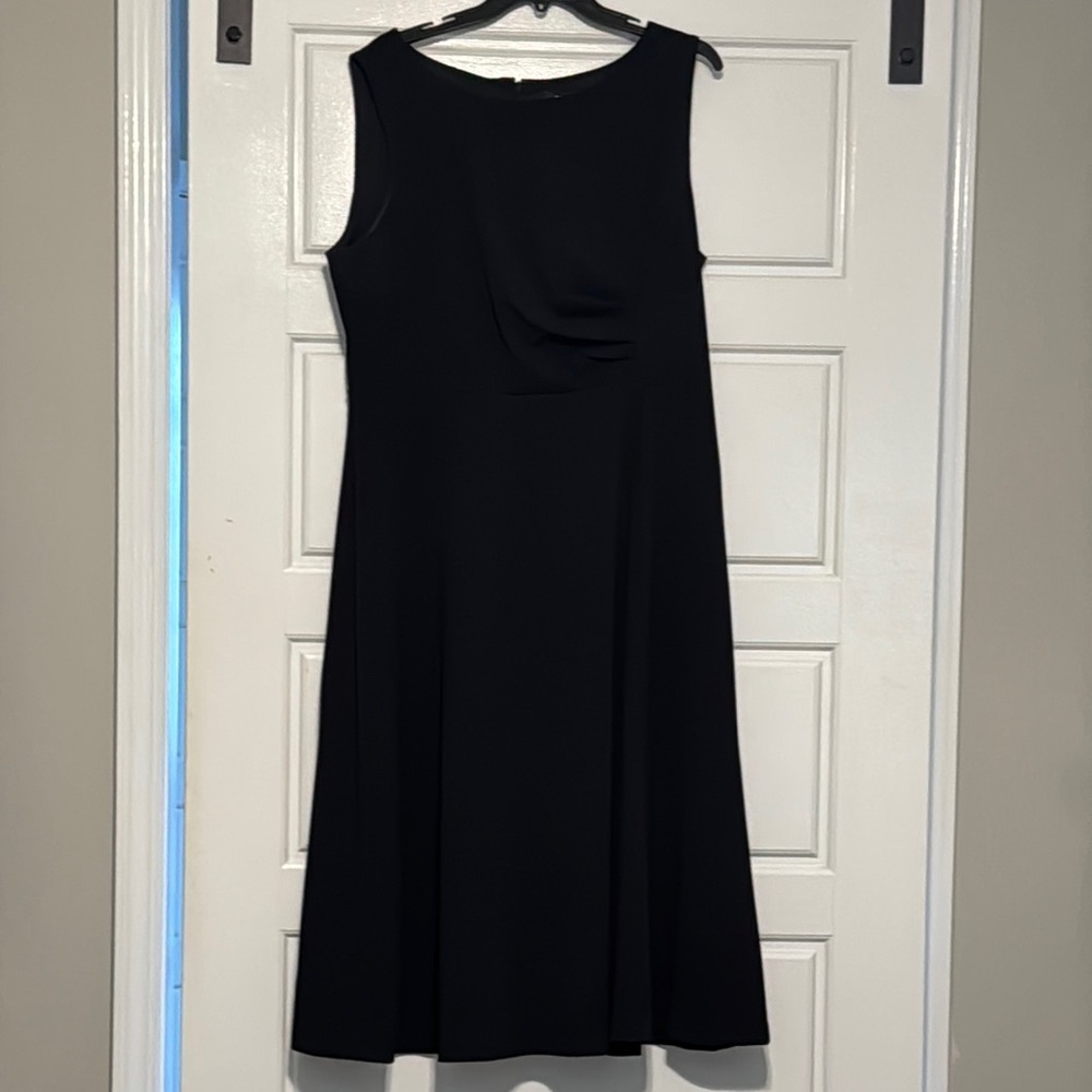 DKNY Black Sleeveless A-Line Midi Dress